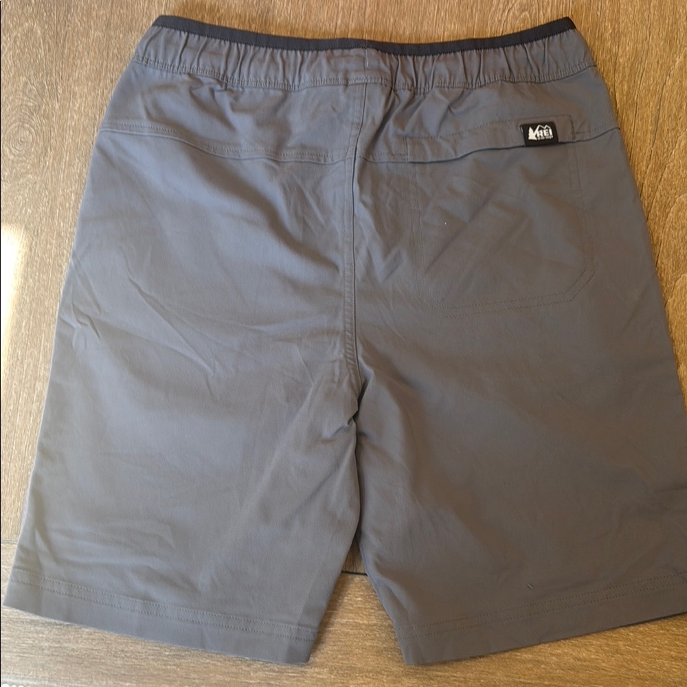 REI Gray Athletic Shorts with Relaxed Fit